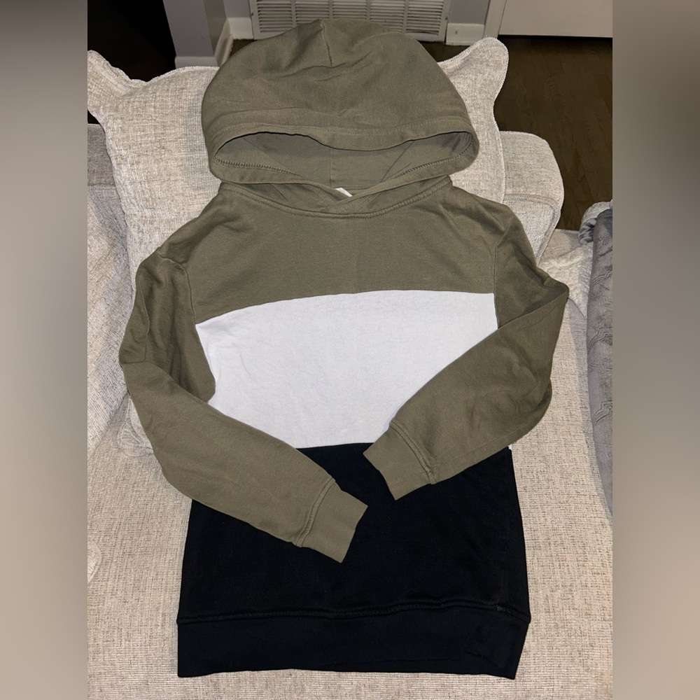 Boys H&M hoodie, size 10/12